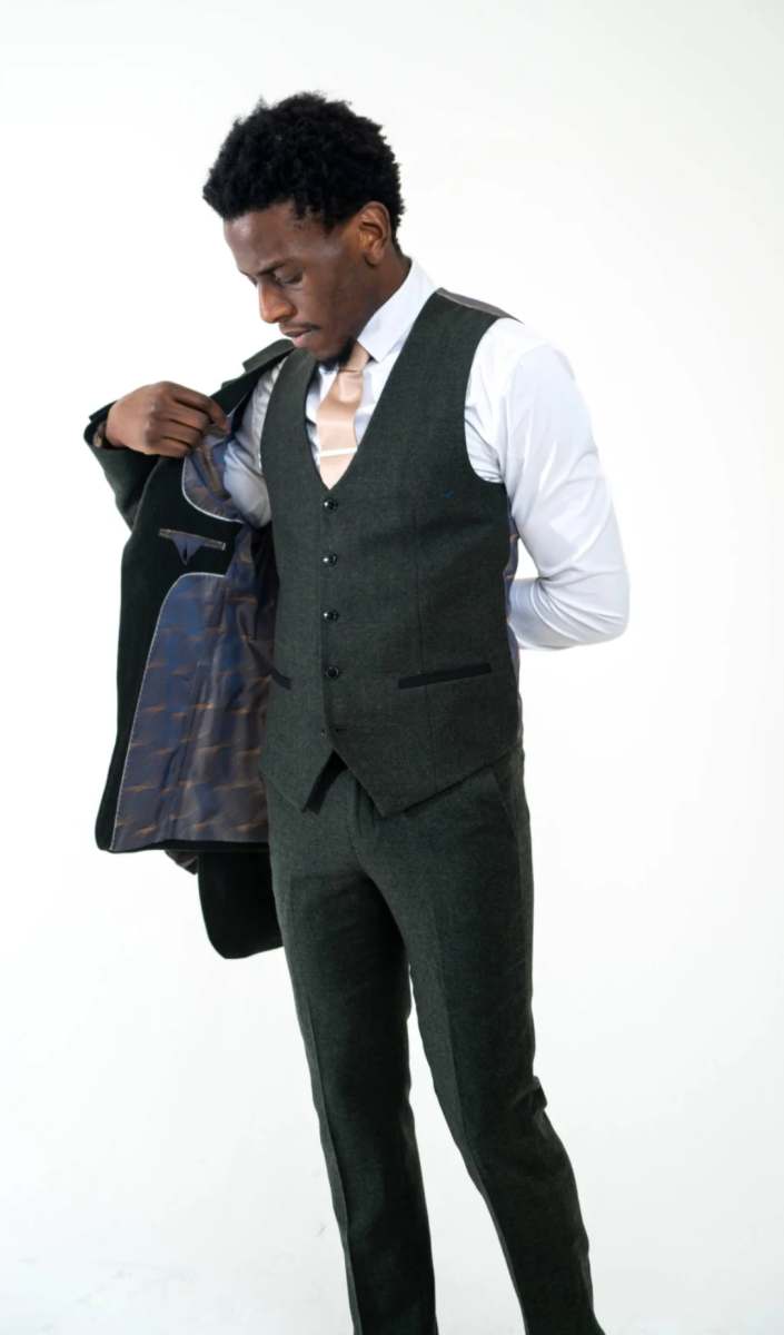 Charles Grey Attenborough Wool Blend Waistcoat - Image 6